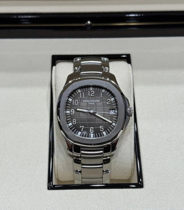 Patek Philippe Aquanaut Stainless steel Men's Watch
