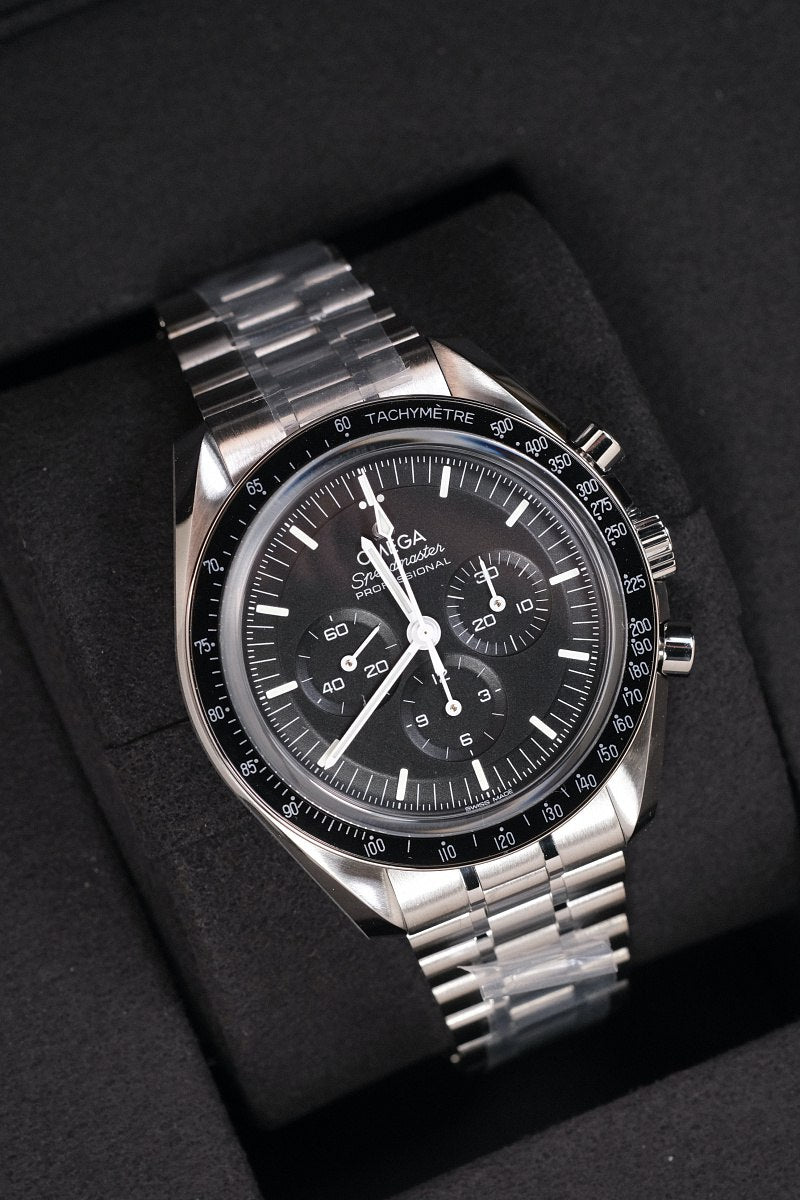 Omega Speedmaster Moonwatch Professional Chronograph Stainless steel & Ceramic Men's Watch