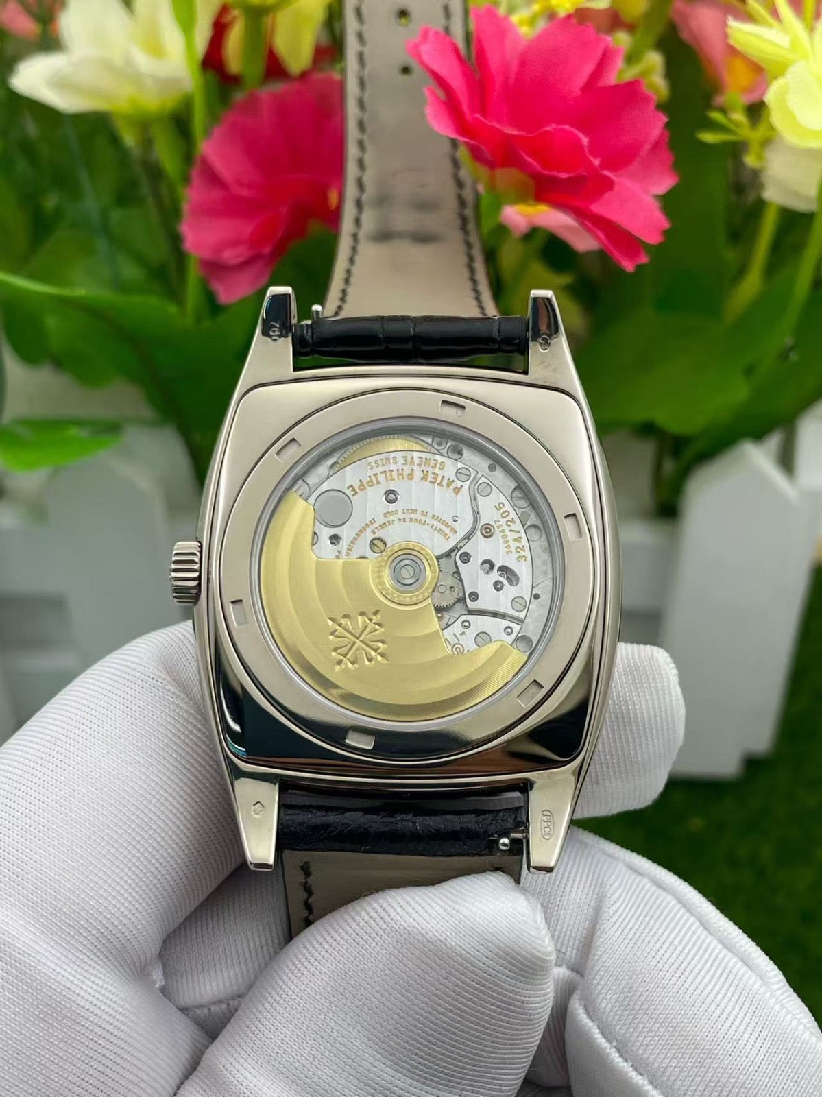 Patek Philippe Gondolo Annual Calendar 18k White Gold Men's Watch 5135G-010
