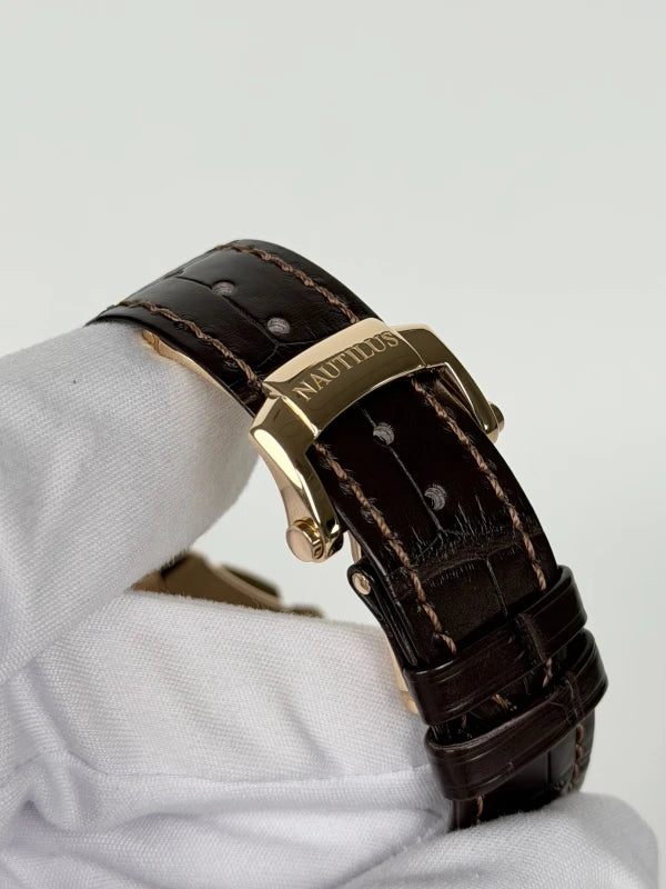 Patek Philippe Nautilus 18K Rose Gold Mens Watch
