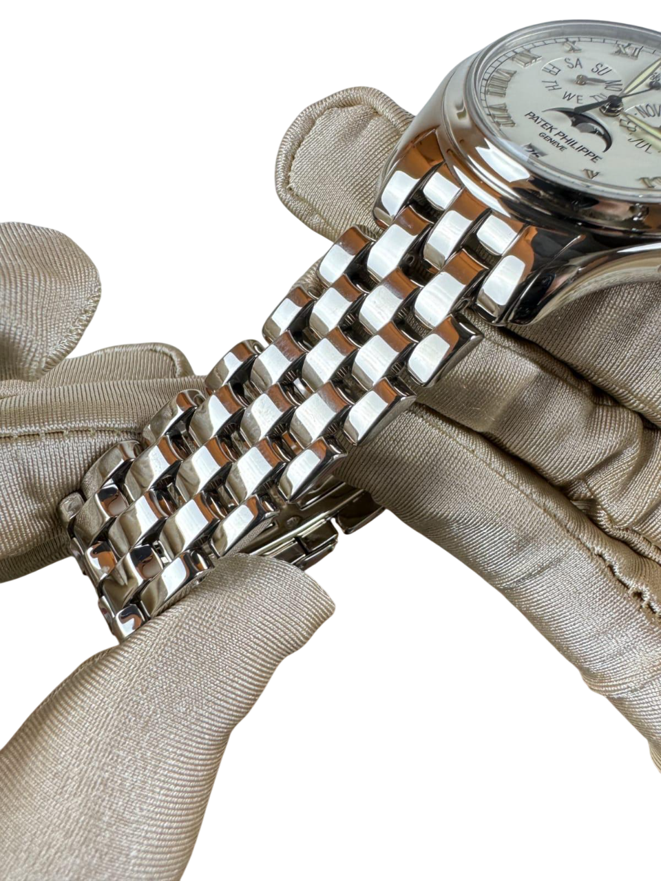 Patek Philippe Annual Calendar 18K White Gold Watch