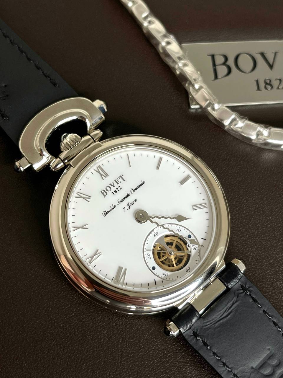 Bovet Fleurier Amadeo Fleurier Monsieur  18K White Gold Men's Watch