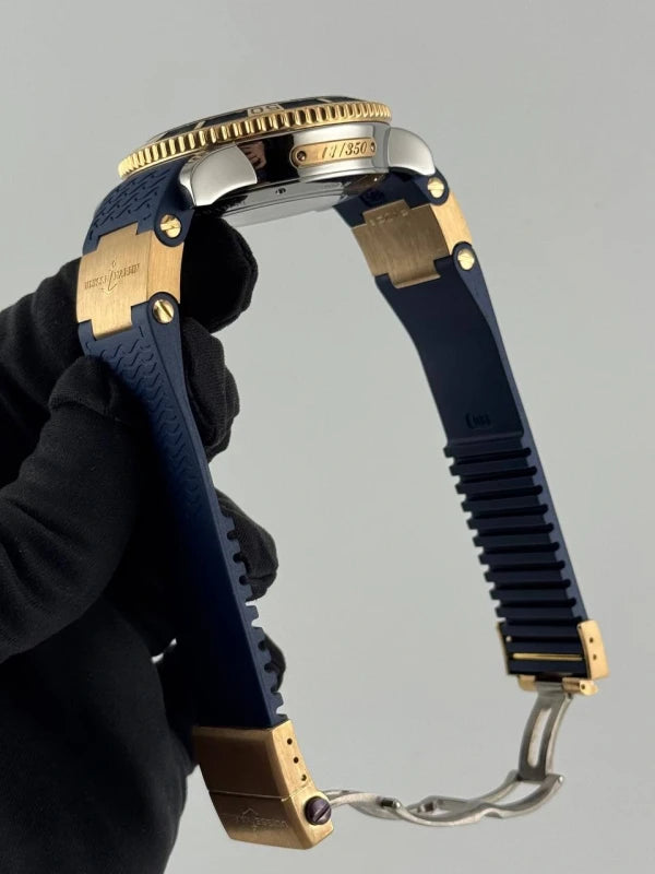 Ulysse Nardin Maxi Marine Diver Hammerhead Shark 18K Rose Gold & Titanium Men's Watch