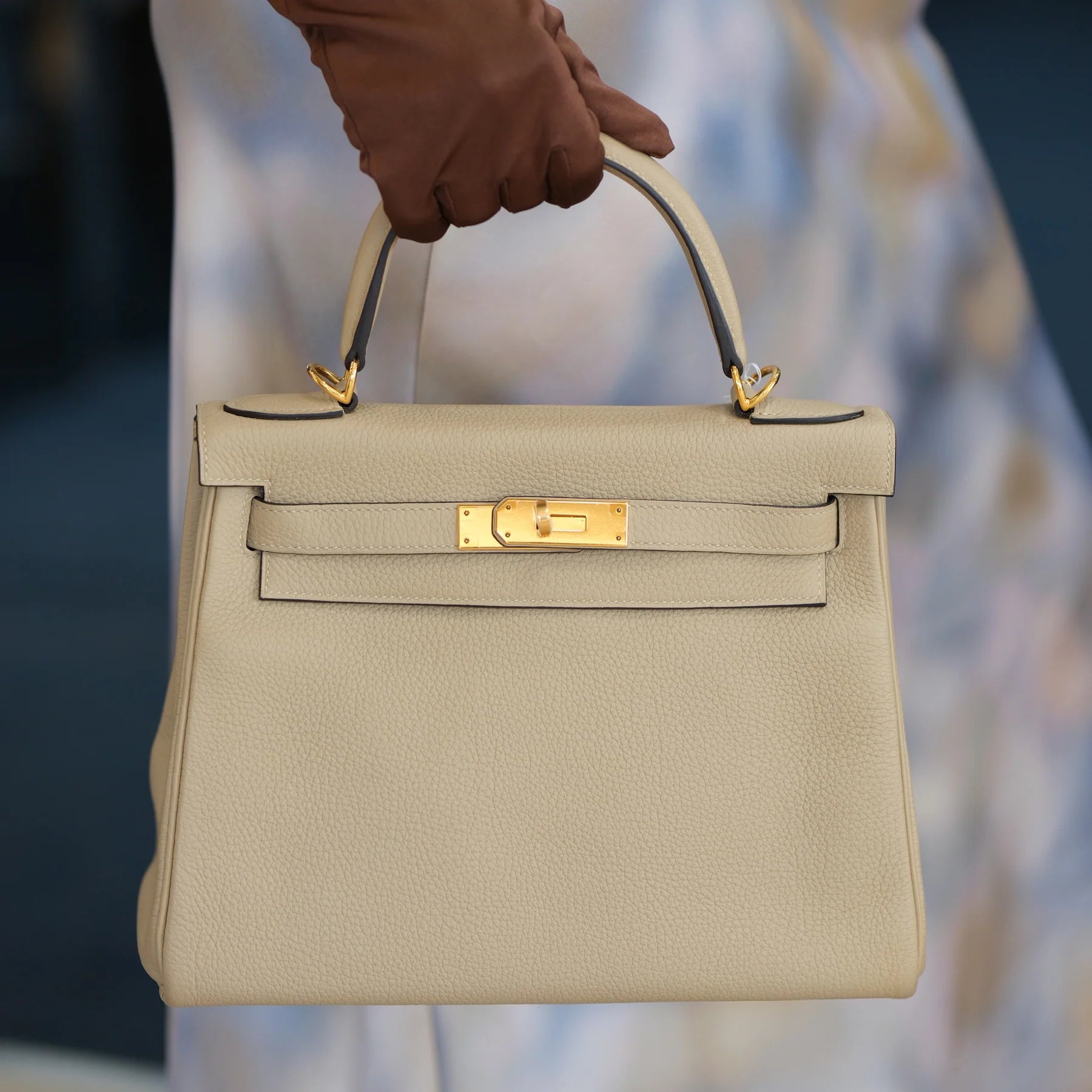 Hermes Kelly 28 Retourne Trench Togo with Gold Hardware Bag