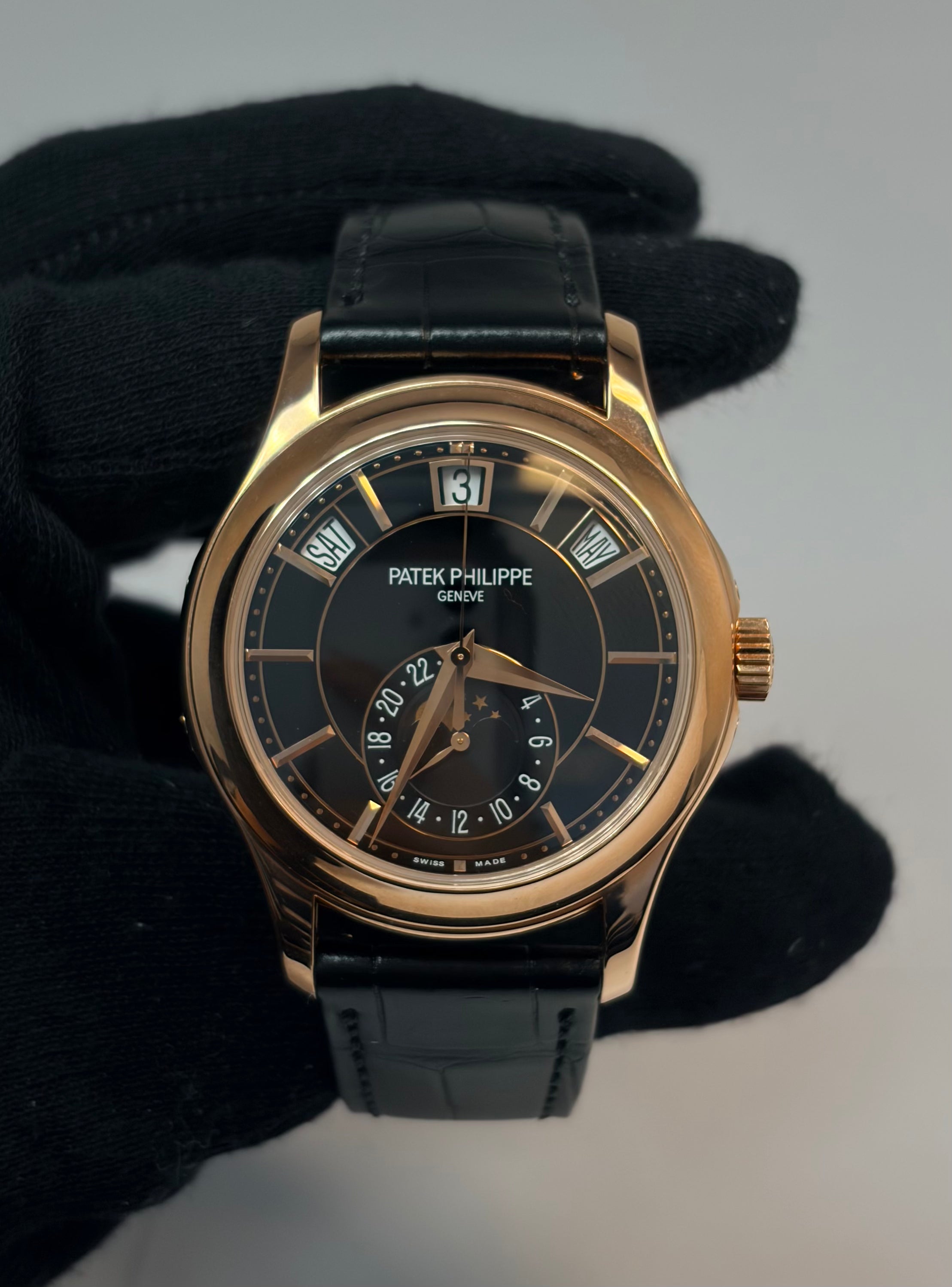 Patek Philippe Annual Calendar 18k Rose Gold Men's Watch