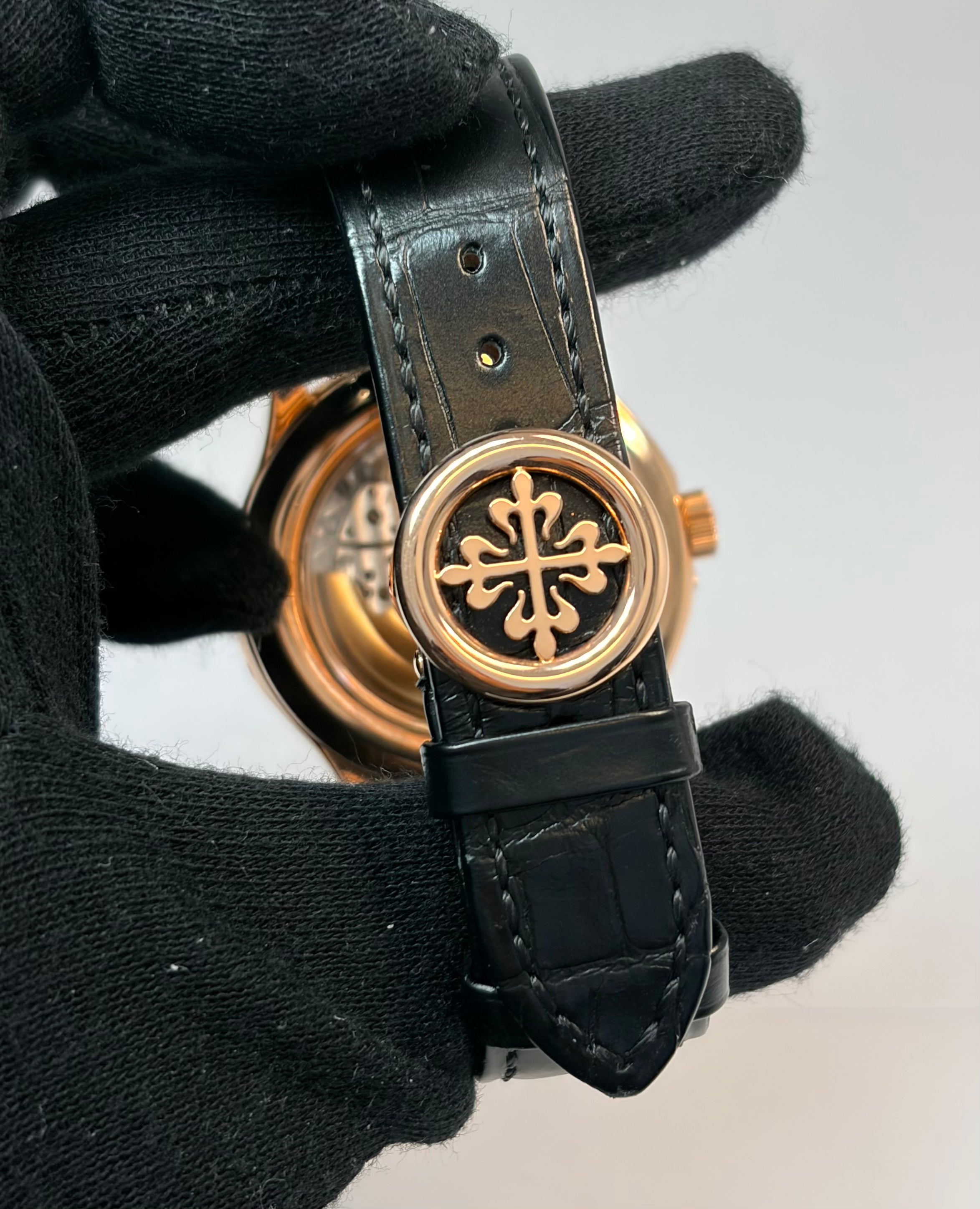 Patek Philippe Annual Calendar 18k Rose Gold Men's Watch