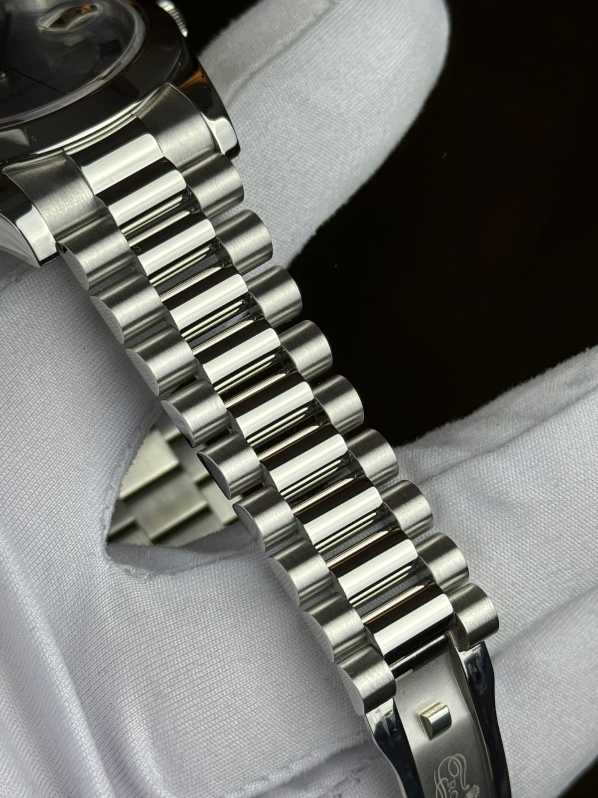 Rolex Day-Date Platinum Men's Watch
