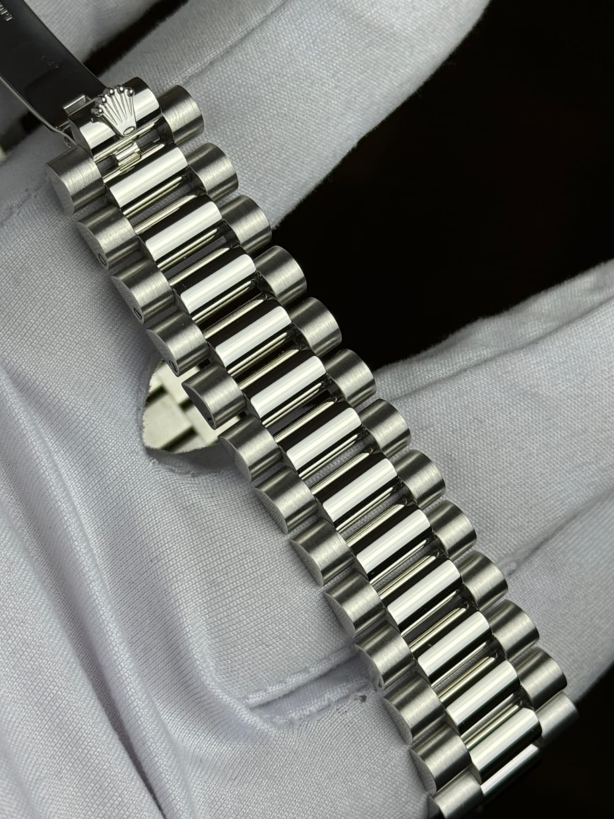 Rolex Day-Date Platinum Men's Watch