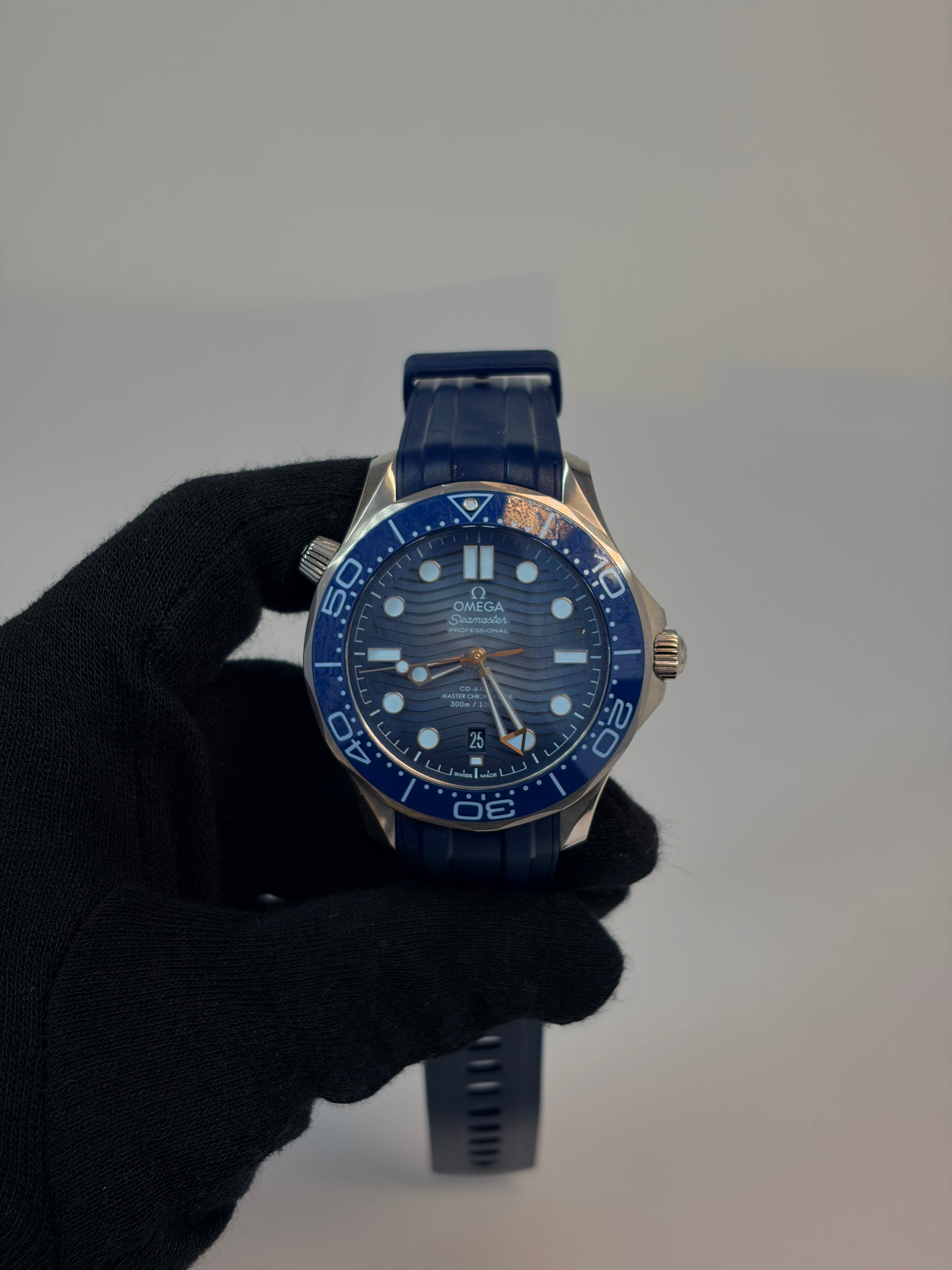 Omega Seamaster Diver 300M Co-Axial Master Chronometer Summer Blue Stainless Steel Men's Watch