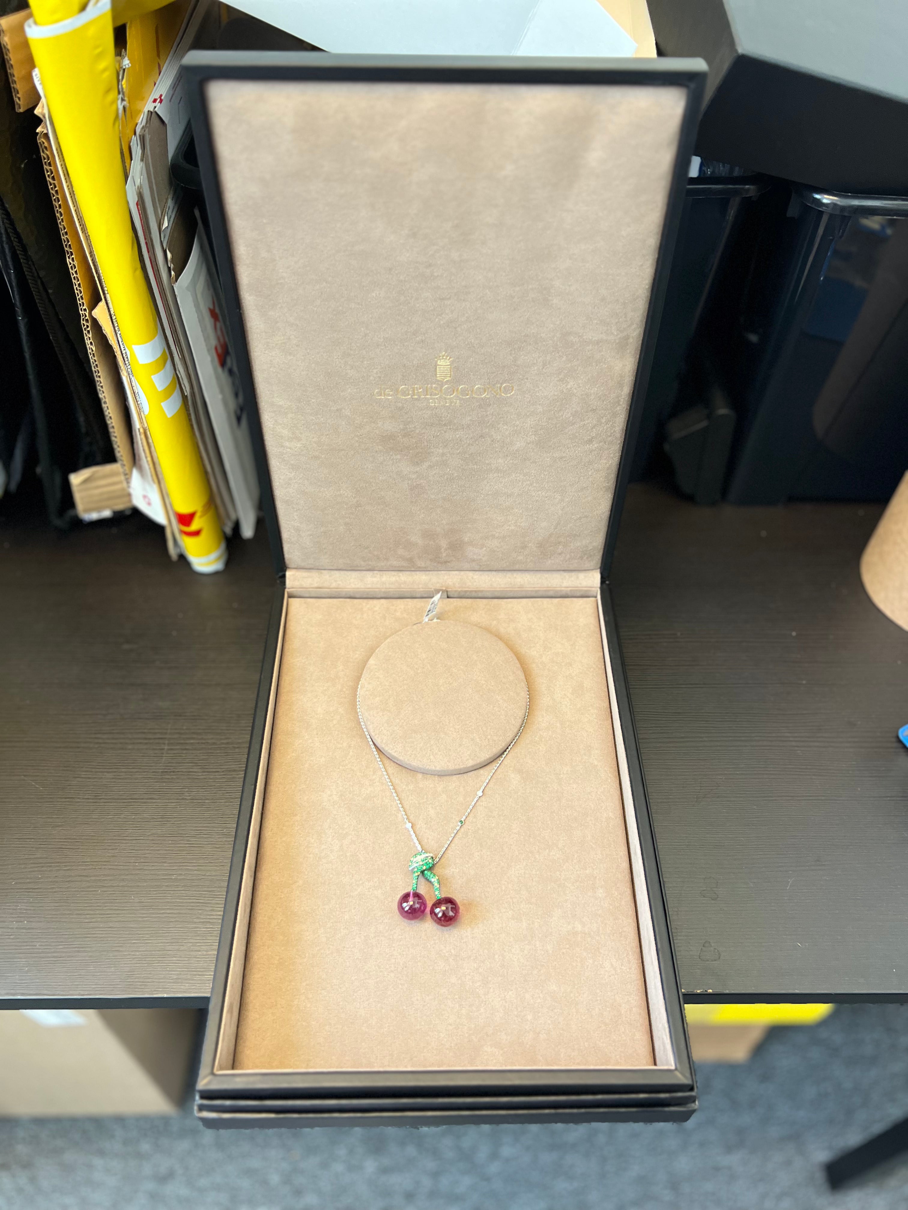 De Grisogono Cherry 18K White gold & Diamonds Pendant