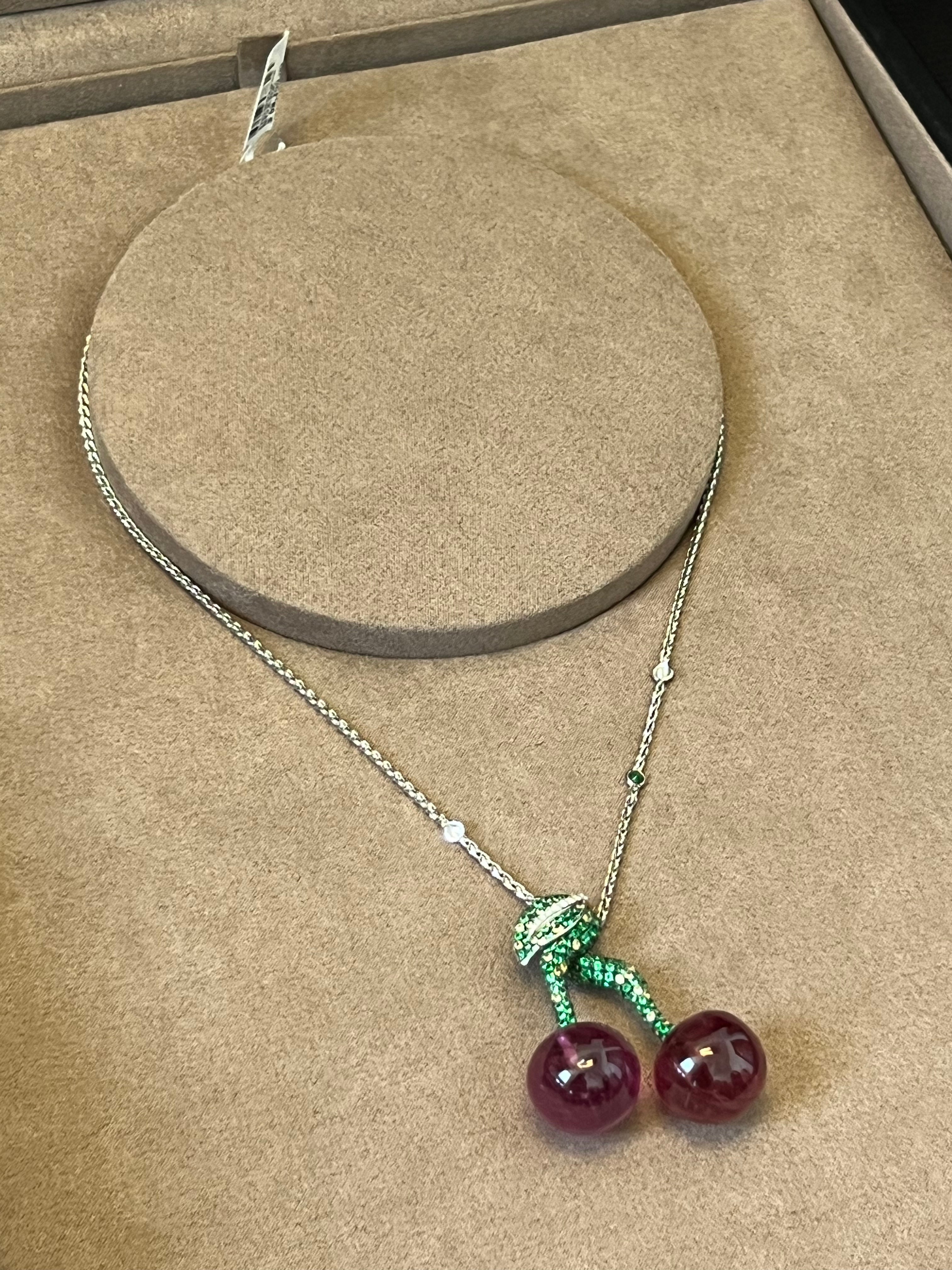 De Grisogono Cherry 18K White gold & Diamonds Pendant