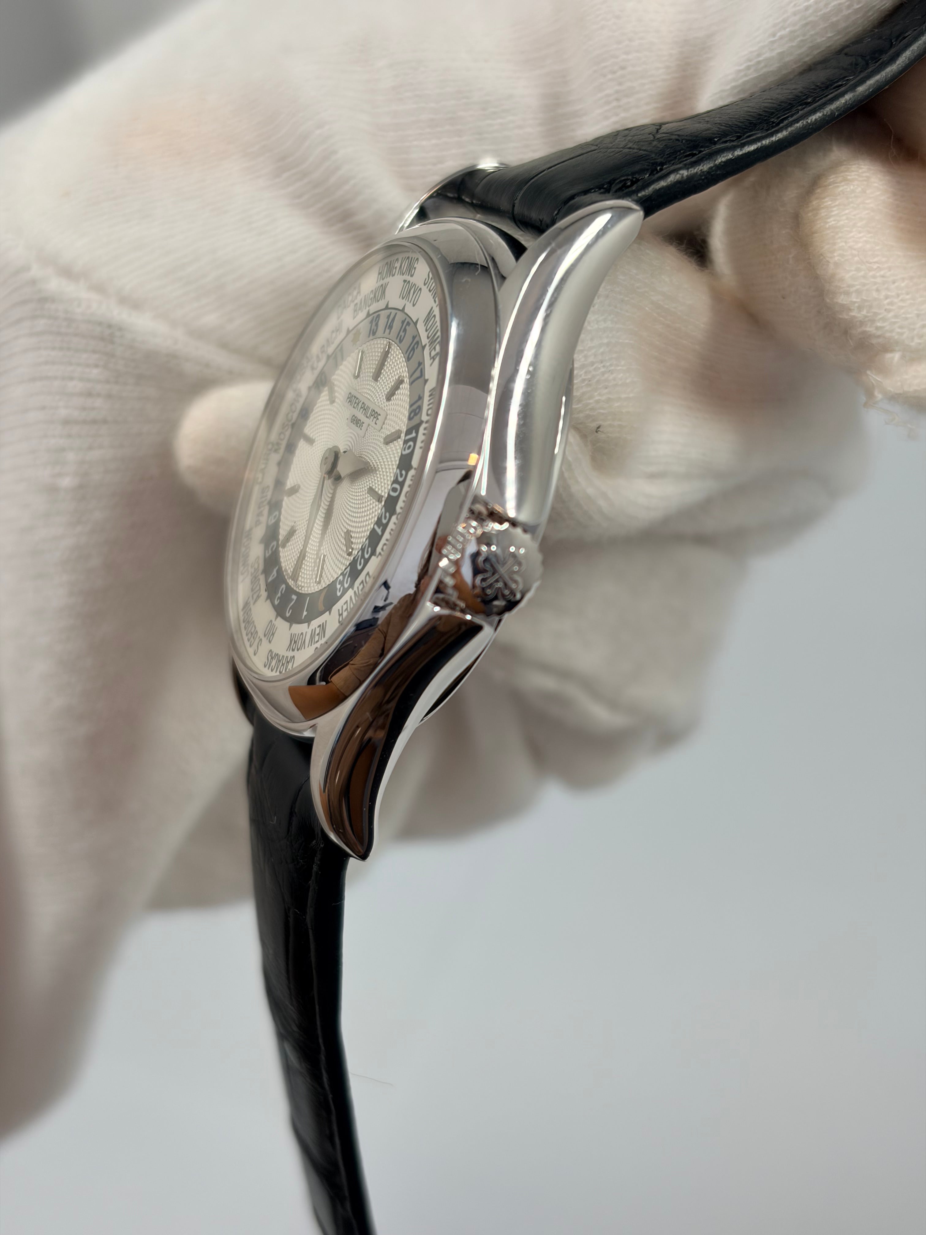 Patek Philippe World Time Automatic 18K White Gold Men’s Watch