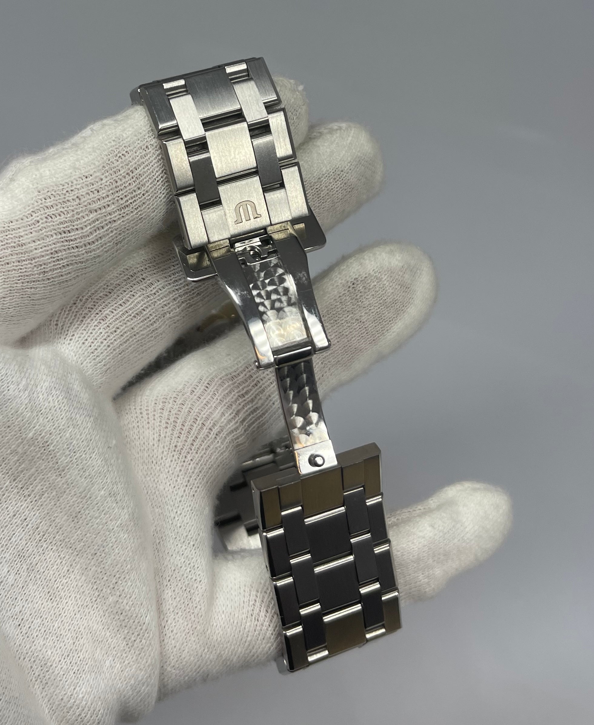 Maurice Lacroix Aikon Automatic Stainless Steel Men's Watch