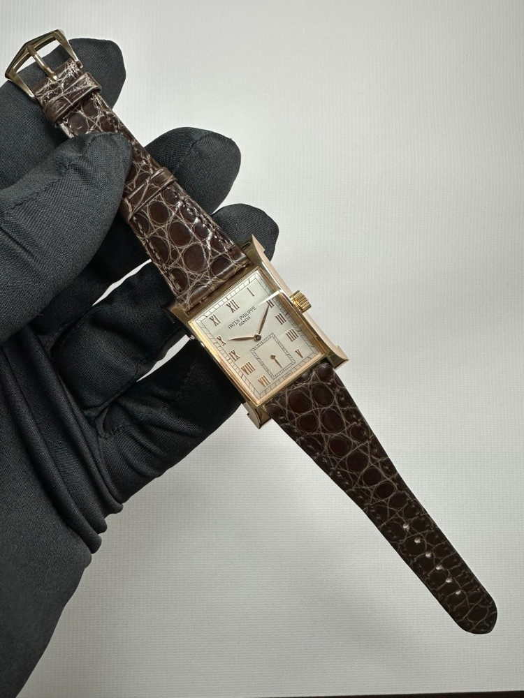 Patek Philippe Pagoda 18K Yellow Gold Men’s Watch