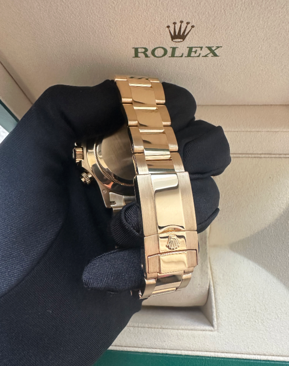 Rolex Daytona Cosmograph 18K Yellow Gold Men's Watch