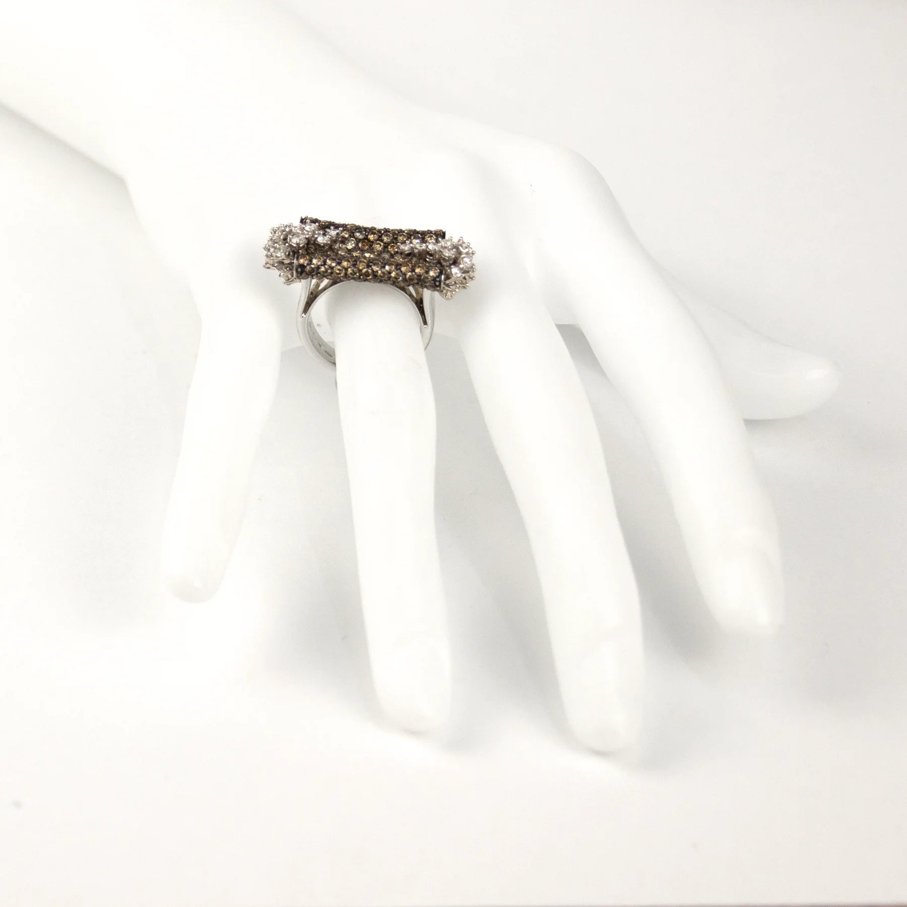 Stefan Hafner 18K White Gold Diamond Lady's Ring