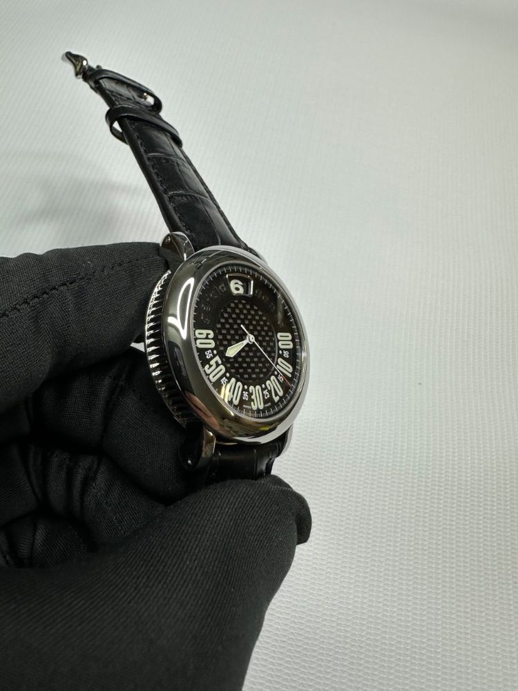 Gerald Genta Arena Retro Stainless Steel Men`s Watch