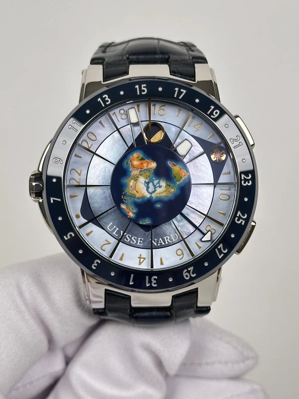 Ulysse Nardin Executive Moonstruck Platinum Men's Watch