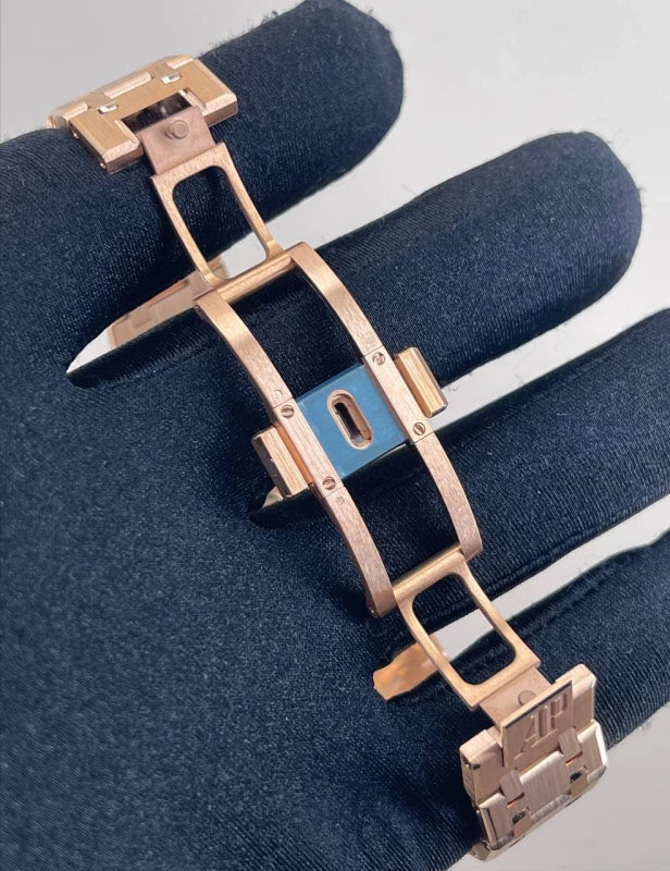 Audemars Piguet Royal Oak Selfwinding Chronograph 18K Rose Gold Men's Watch