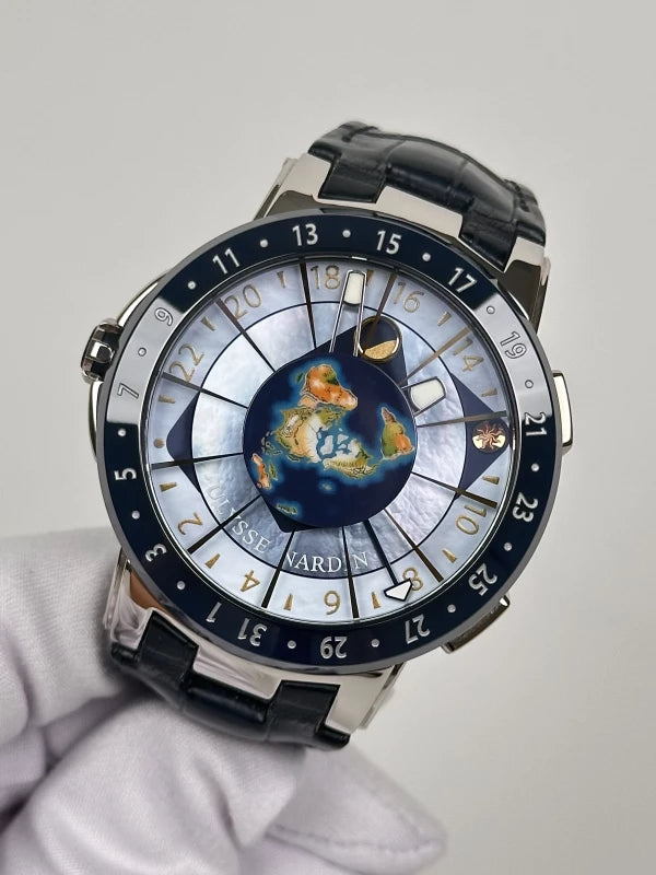 Ulysse Nardin Executive Moonstruck Platinum Men's Watch
