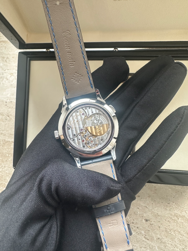 Patek Philippe Complications World Time 38.5 mm Platinum Men’s Watch