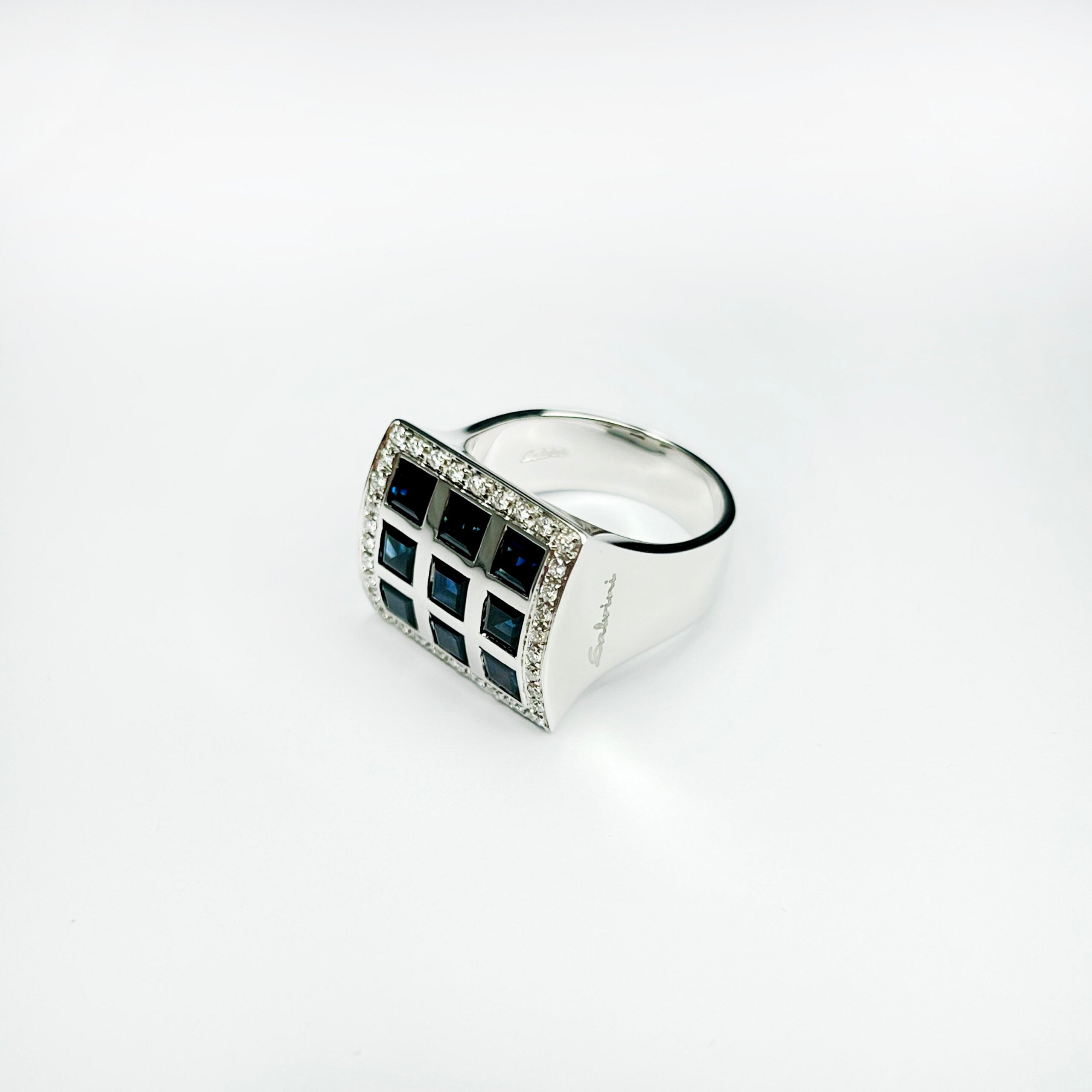 Salvini 18k White Gold Ring with Diamonds and Sapphires