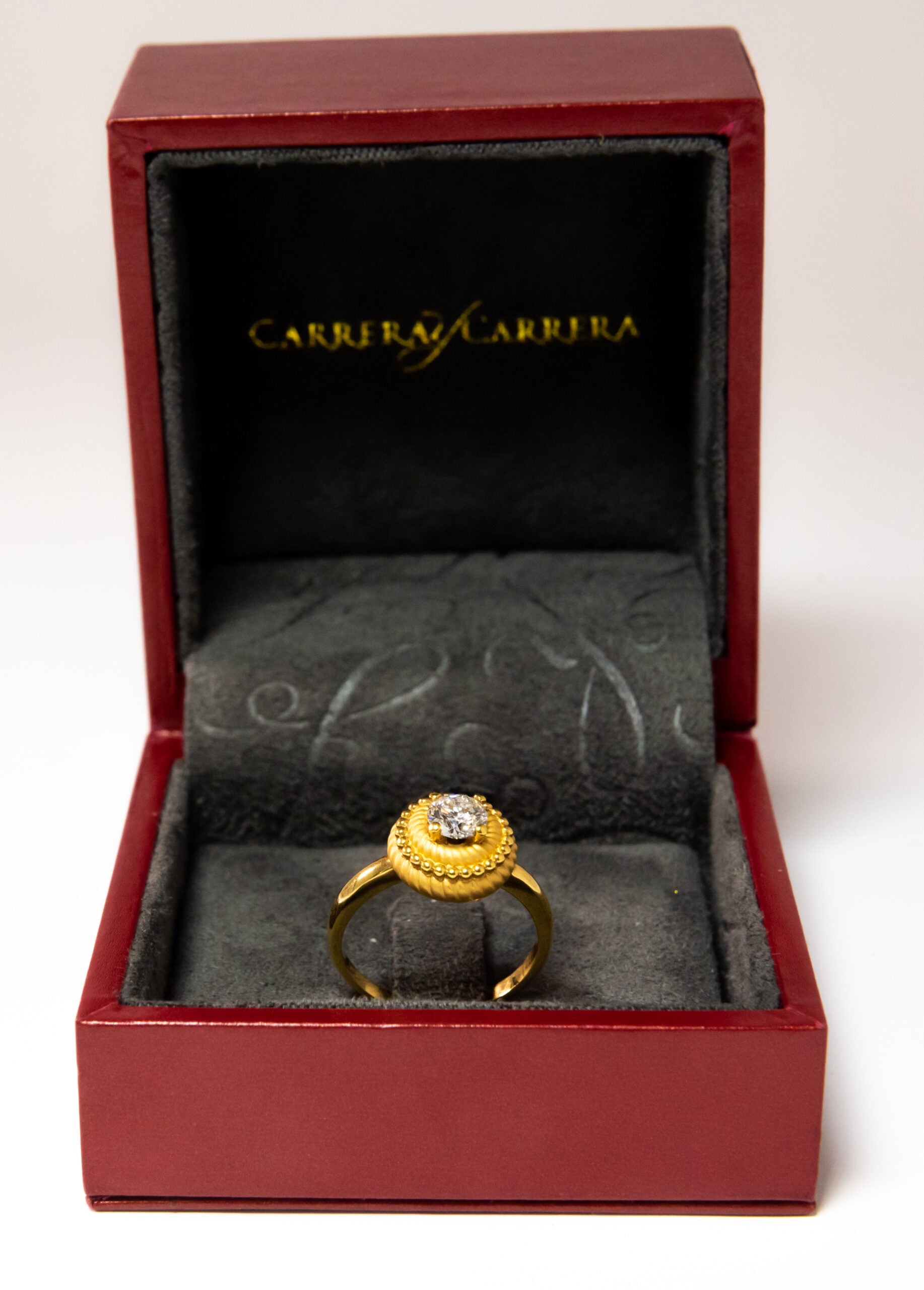 Carrera Y Carrera Pasodoble 18K Yellow Gold Diamond Ring