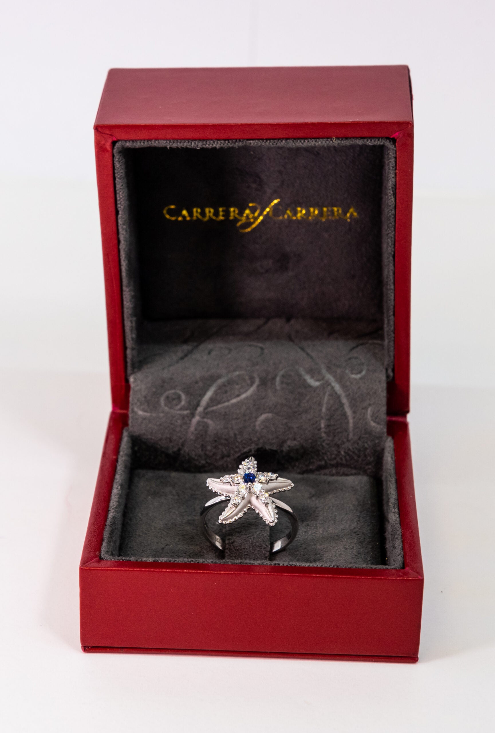 Carrera Y Carrera Starfish 18K White Gold Diamonds and  Blue Sapphire Ring