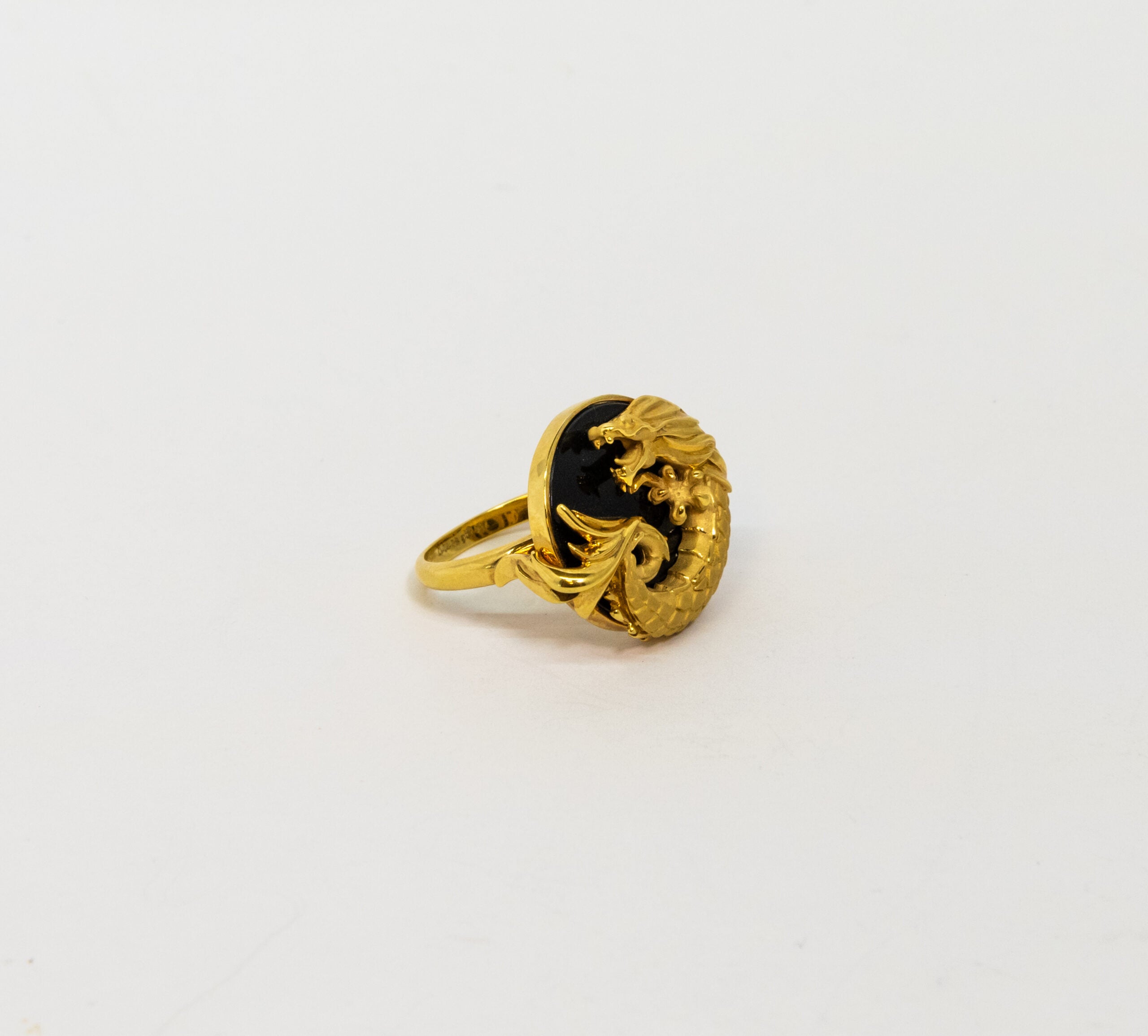 Carrera Y Carrera Circles of Fire 18K Yellow Gold and Onyx Ring