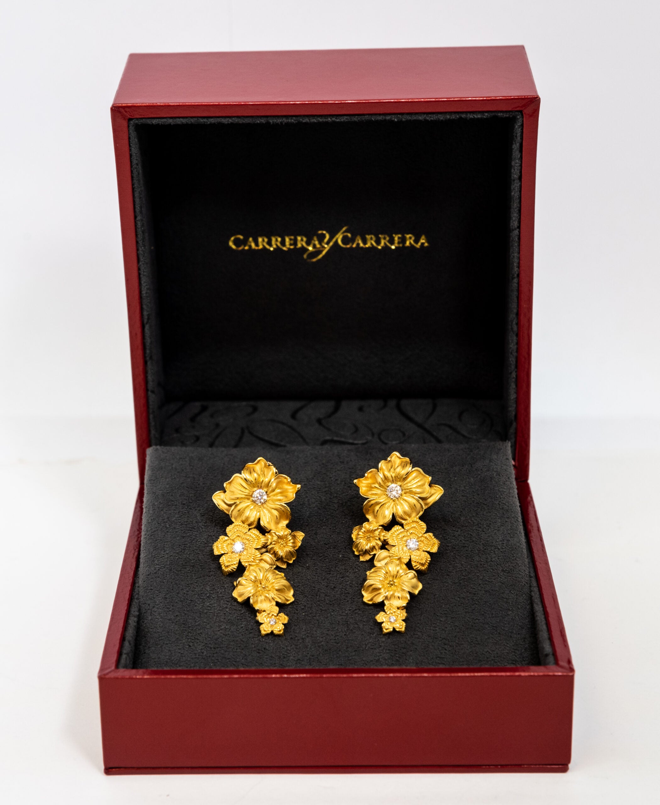 Carrera Y Carrera Emperatriz 18K Yellow Gold & Diamond Earring